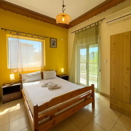 아파트 Haus Olymp Paralía